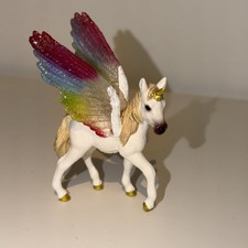 Schleich Bayala Regenbogeneinhorn Fohlen 70525