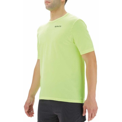 Uyn man airstream - man, running