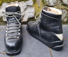 Alte Vintage Leder Skischuhe