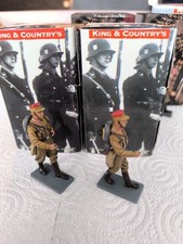King & Country, 2 Figuren