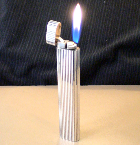 Altes feuerzeug cartier must - altes,