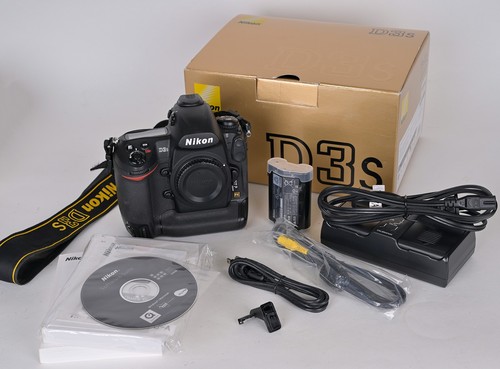 Boxed nikon d3s 12mp - boxed,