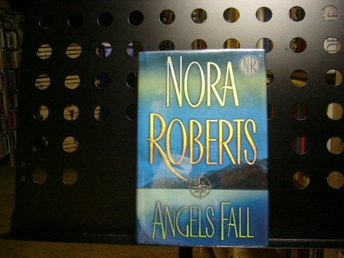 Angels fall roberts nora - angels,