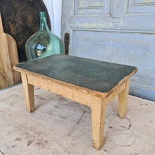 C6478 Schöner, alter Hocker ~