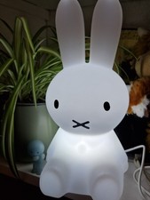 28cm 3 Farben Miffy Rabbit Nachtlicht Wiederaufladbar USB Nachtlicht Lampe Geschenk