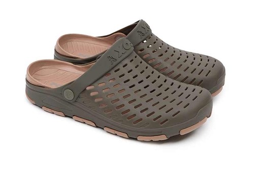 Fox khaki clogs - 41, 42