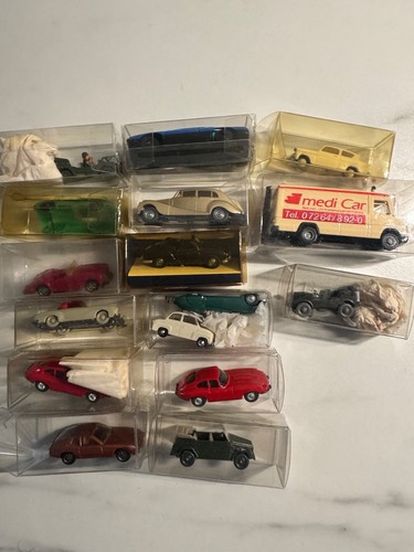 Sammlung von modellautos in - modellautos,