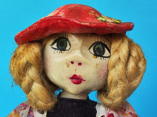 Holzpuppe das mädchen mit dem - das,