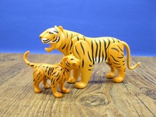 Tiger mit Baby Tiere Tierpark