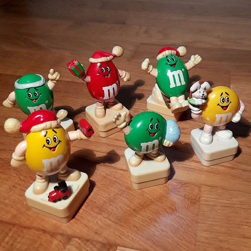 6 figuren - m&m, ·