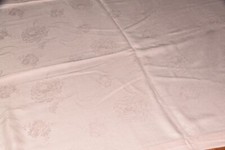 Altes Damast Mitteldecken