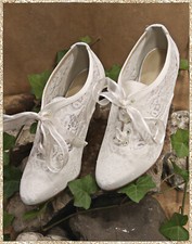 Brautschuhe v. Elsa Hassall