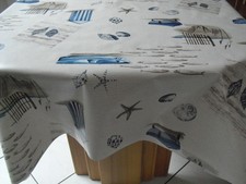 Geschäftsaufösung Tischdecke