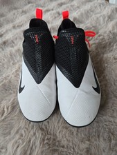 Nike Football Ghost Gr.33,5