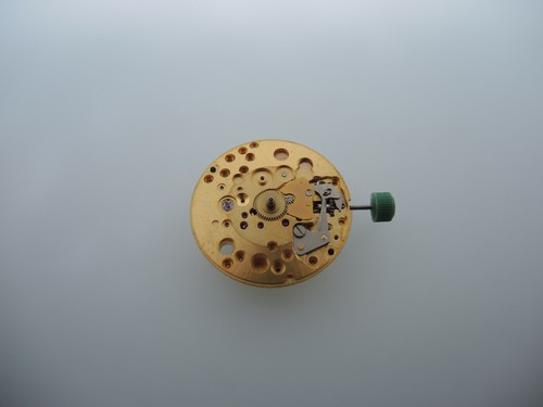 Uhrwerk tissot 2451 - 2451,, signiert