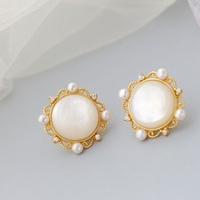 N06 Ohrringe romantisch Kranz mit Perlmutt Süßwasser-Perlen vergoldet Silber 925