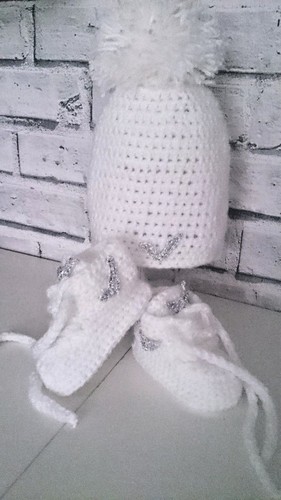Baby gehäkelt stricken - baby,