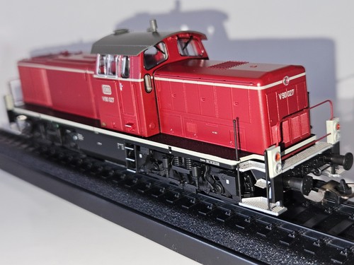 Piko 22043 diesellok v90 - 22043,
