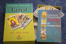 Tarot Set mit Buch für