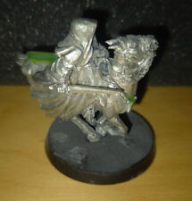 Herr der Ringe - Figur aus Metall Ringgeist beritten mit Schwert seitlich