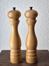 Pfeffermühle und Salzmühle