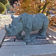 Steinfigur Nashorn Tierfigur
