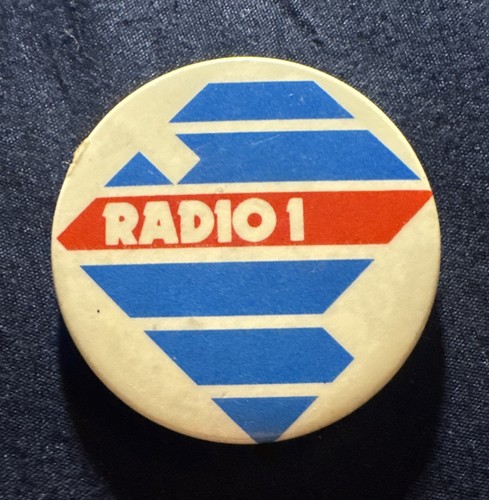 Radio werbe pin button - 1,