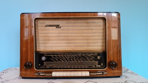 Röhrenradio restauriert - röhrenradio,