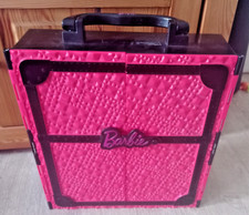 Mattel Barbie Fashionista ultimativer Kleiderschrank Schrank Koffer pink schwarz