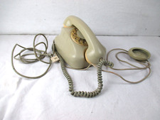 Altes Telefon mit Wählscheibe