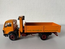 Mercedes Benz LKW mit