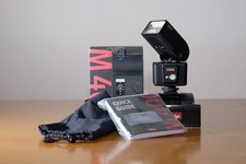 Metz Mecablitz M400 – mit