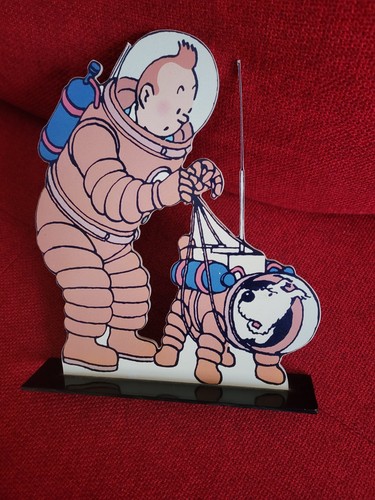 Tintin figur aus - aus, auf