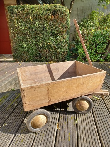 Kleiner alter bollerwagen - kleiner,