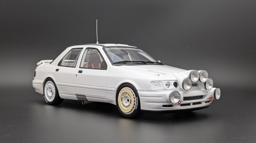 Ford sierra cosworth - 1/18,