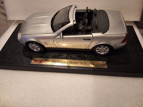 Maisto silver edition 18 - silver, 1:18