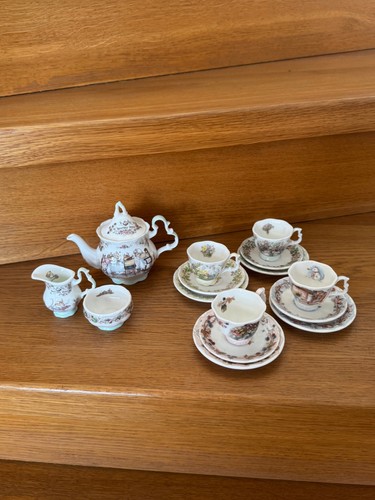 Royal doulton brambly hedge - doulton,