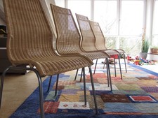 Stylische IKEA Rattan Stühle