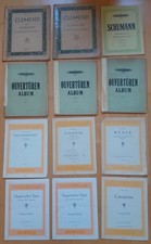 23 Klaviernoten überwiegend