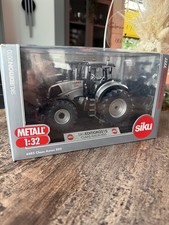 Siku 1/32 Nr. 4485 Siku Edition 2010 Claas Axion 850 Traktor OVP mit Case Metall