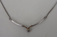 Bicolor Collier mit kleinen