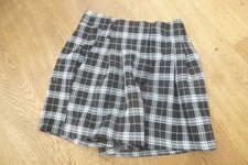 Mädchen Damen Rockhose kurze Hose  Rock Stretch FB Sister Gr. M kariert emo