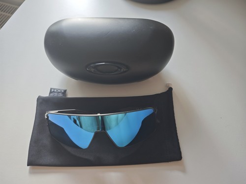 Oakley sutro titan - sutro,