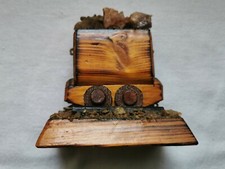 Miniatur Bergbaulore im Holzdesign