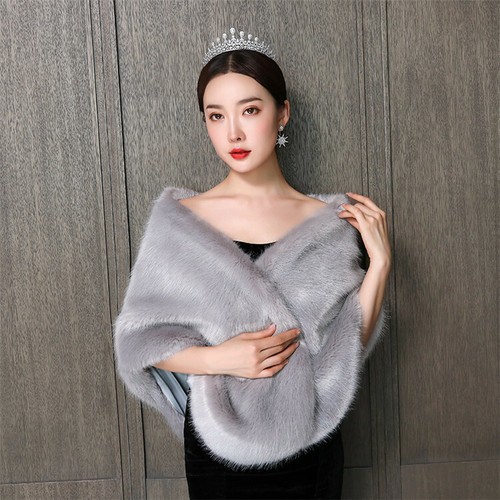 Faux fell poncho - poncho, schal