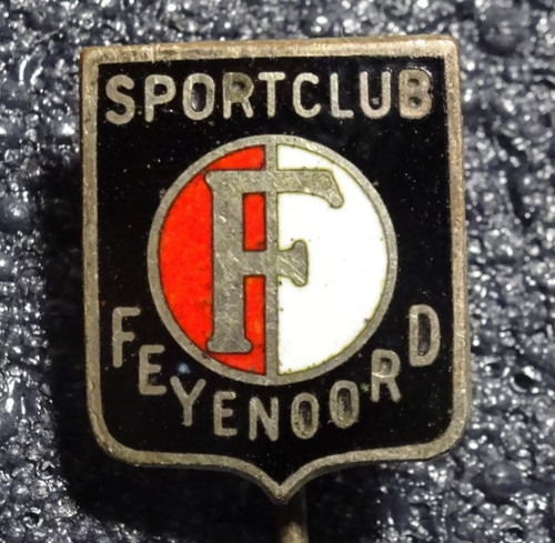 Sportclub - ⭐️⭐️⭐️,