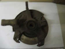 Achsschenkel links vorn