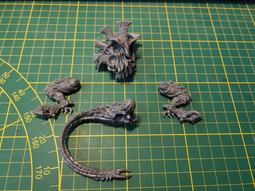 Warhammer 40k schwarmtyrant - 40k,
