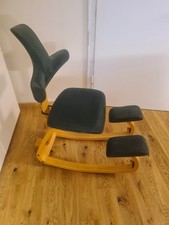 Stokke Varier THATSIT Balans Kniestuhl In Grün - Design Peter Opsvik