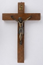 Altes Kruzifix / Wandkreuz - Jesus am Kreuz - Holz und Messing - 40 cm